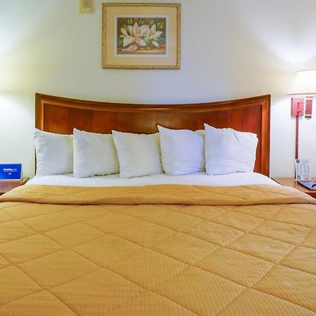 Lamplighter Inn & Suites San Luis Obispo Habitación foto